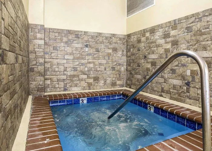 Comfort Inn&Suites Rogersville