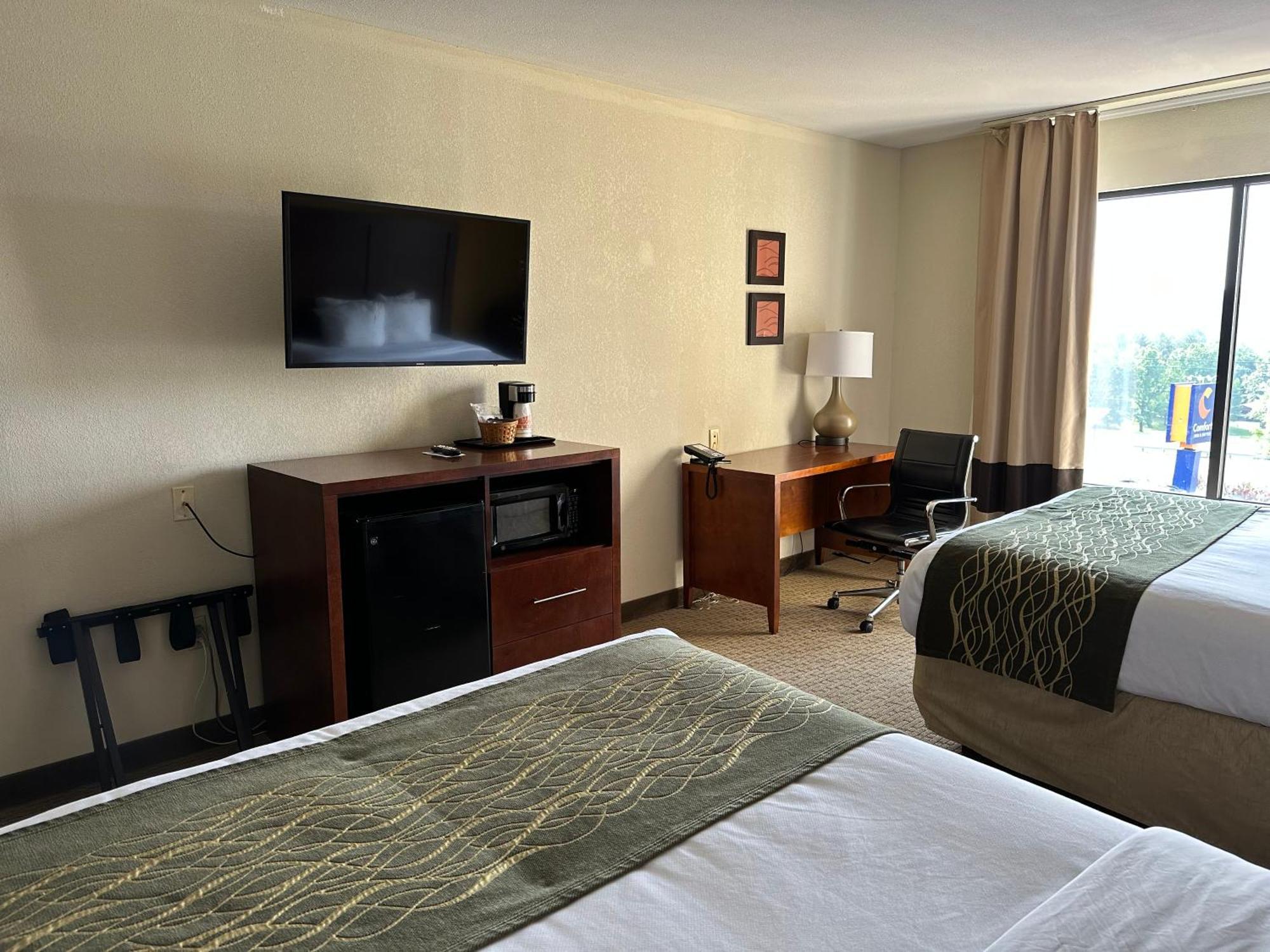 Comfort Inn&suites Rogersville
