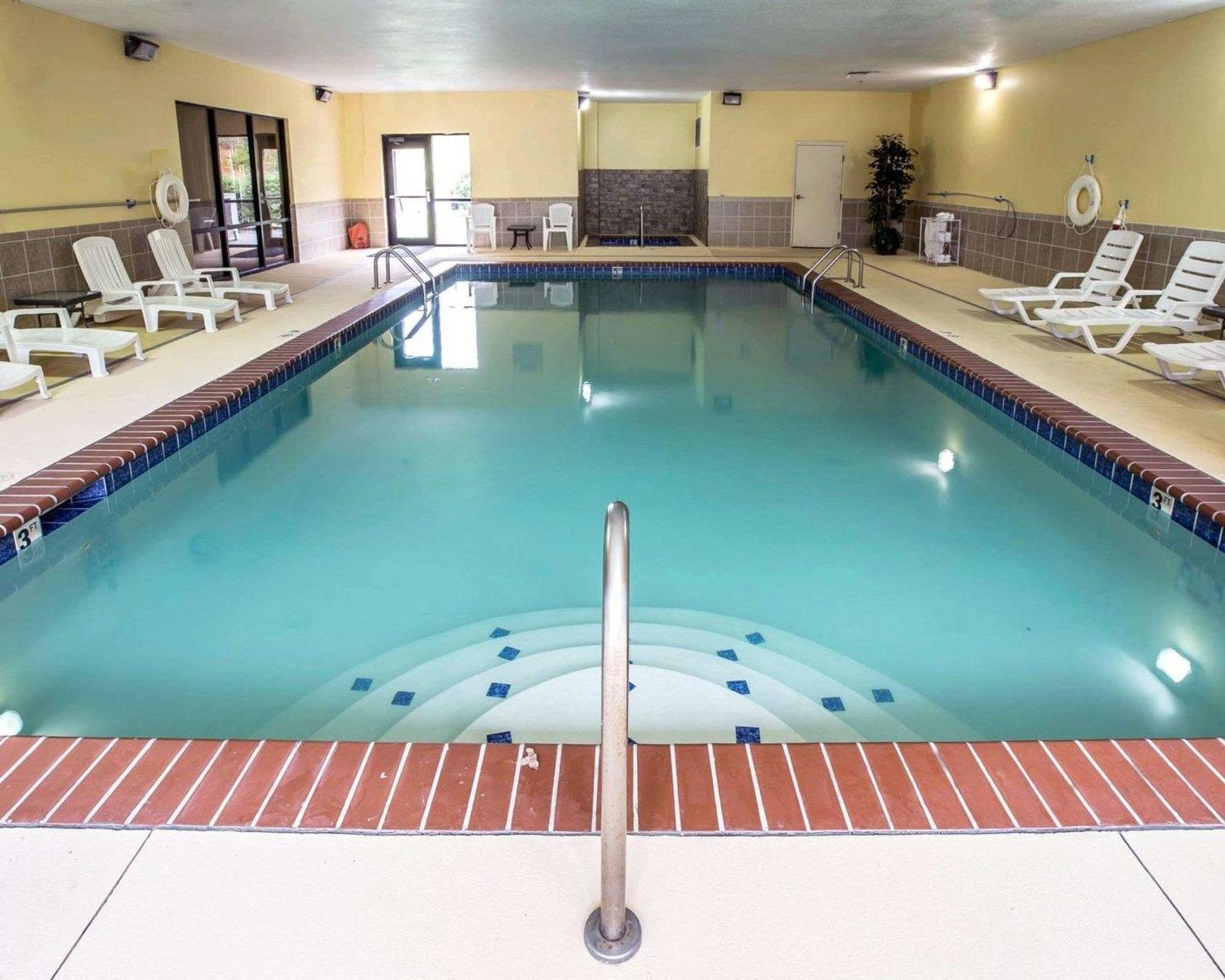 Comfort Inn&suites 3* Rogersville